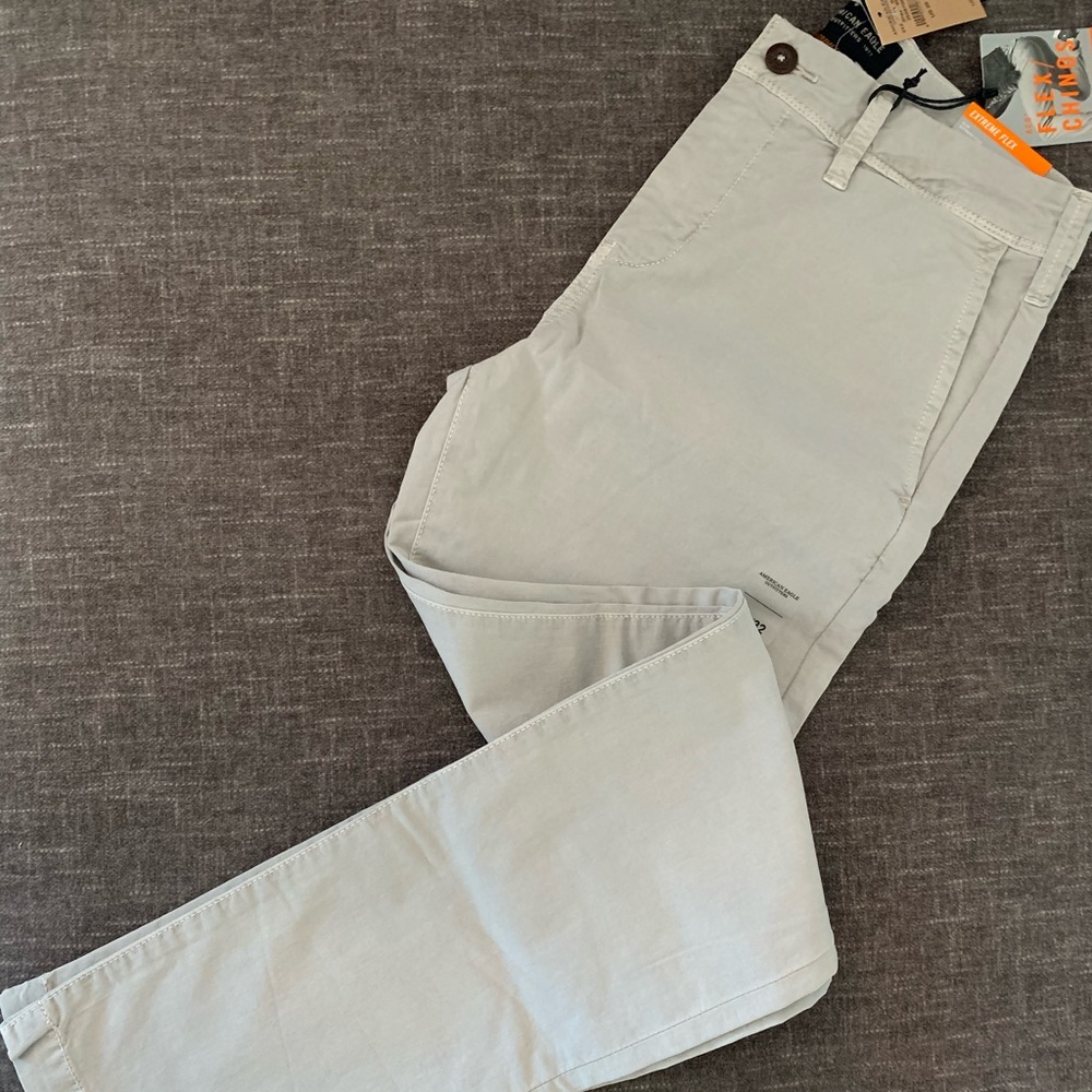 **NWT** American Eagle men’s chino pants